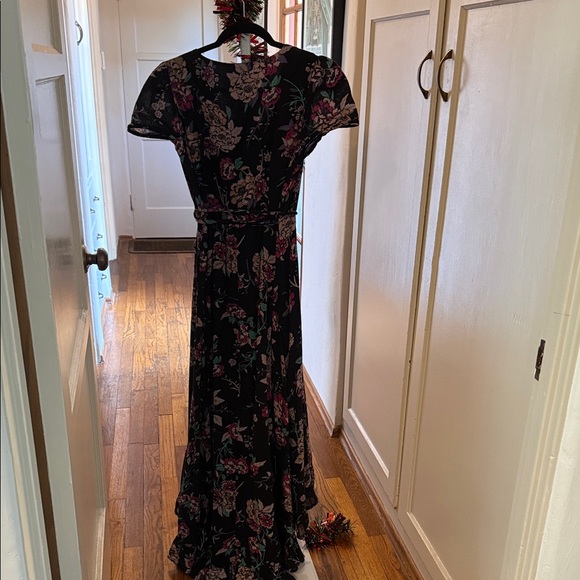 Patrons of Peace Black Floral Maxi Dress - Picture 7 of 8